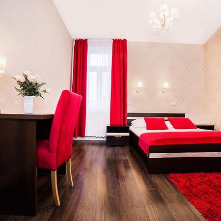 Dwor Olimp Hotel Stalowa Wola Exterior photo